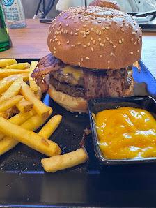 3h's Burger & Chicken Freiburg – Bild 3