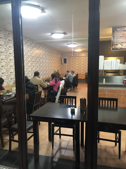 ISTANBUL Kebap Pizza Pide
