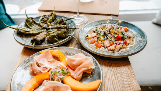 DEGUSTO Restobar & Feinkost – Bild 6